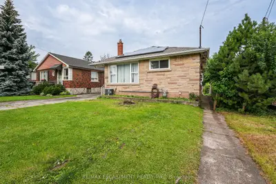 689 Burgess Avenue, Hamilton, On L8h 6j2