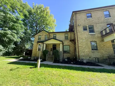 1 Waverley Place 4, London East, On N6b 2c3