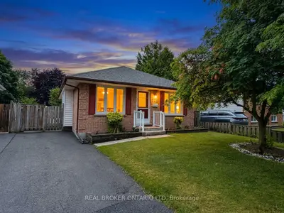 713 Railton Avenue, London East, On N5v 4e2