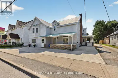 133 Dundas Street W, Zorra, On N0m 2m0