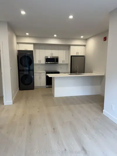 1301 Dorchester Avenue 4, Carlington - Central Park, On K1z 8e8