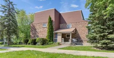 845 Milford Drive 305, Kingston, On K7p 1a7