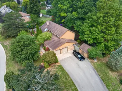 39 Westbrook Drive, Middlesex Centre, On N0l 1r0