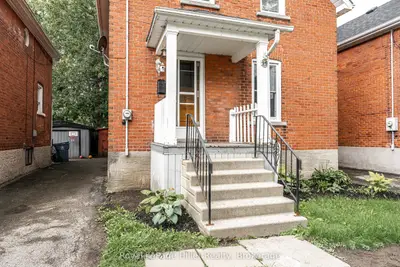 96 Mcnab Street, Stratford, On N5a 1z2