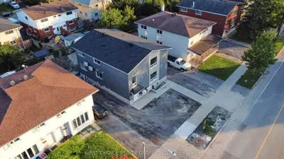972 Dynes Road, Mooneys Bay - Carleton Heights And Area, On K2c 0g8