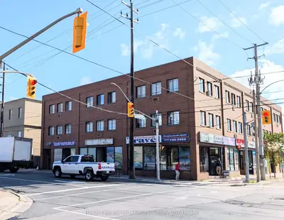 234 Charlotte Street, Peterborough, On K9j 2t8