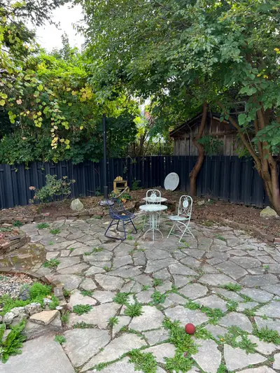 161 Rothsay Avenue, Hamilton, On L8m 3g5