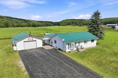 1695 HORSESHOE LAKE Road, Minden Hills, ON K0M 2K0