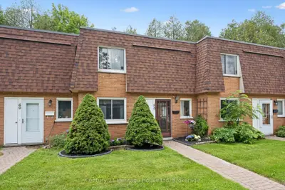 120 Country Club Drive 50, Guelph, On N1e 3k7