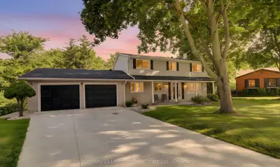 23 West Cove, Cambridge, On N1s 3r6