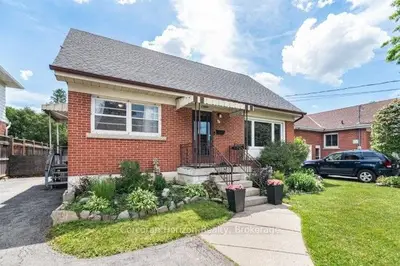 43 Wyngate Avenue E, Hamilton, On L8g 1t3