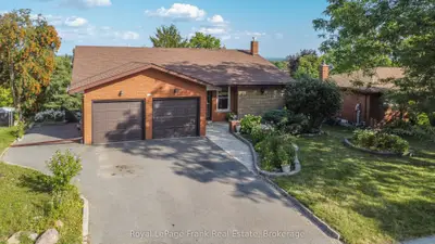 1561 Cherryhill Road, Peterborough, On K9k 1a7