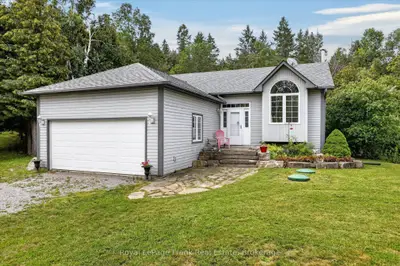 124 Sumcot Drive, Trent Lakes, On K0l 1j0