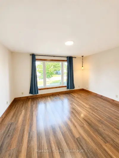 246 Auden Road, Guelph, On N1e 6r4