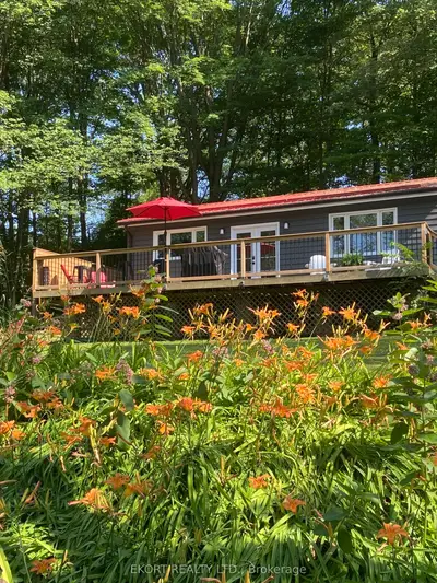 59 Bishop Lane, Prince Edward County, On K0k 1a0