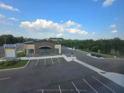 873 Fairway Road N C10-202 (second), Kitchener, On N2a 0m3