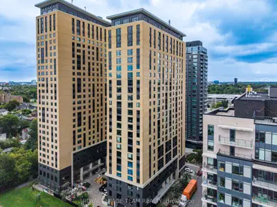 Condo Apartment in Dows Lake - Civic Hospital and Area