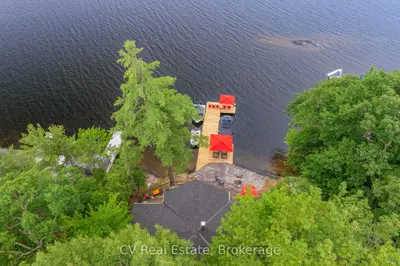 776 Eileen Gowan Island, Bracebridge, On P1l 1x6