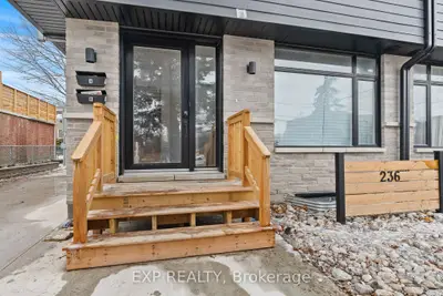 236 Woodroffe Avenue, Woodroffe, On K2a 3v4