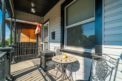 20 Dickson Avenue, Hamilton, On L8l 6b8