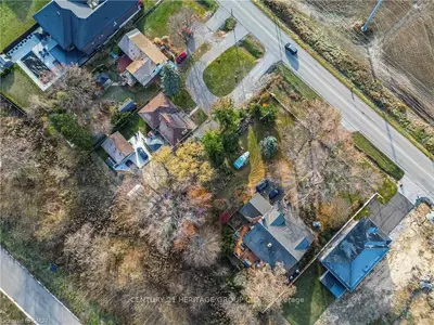 9868 Twenty Road W, Hamilton, On L0r 1w0