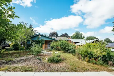 229 Winfield Avenue, Waterloo, On N2j 3m8