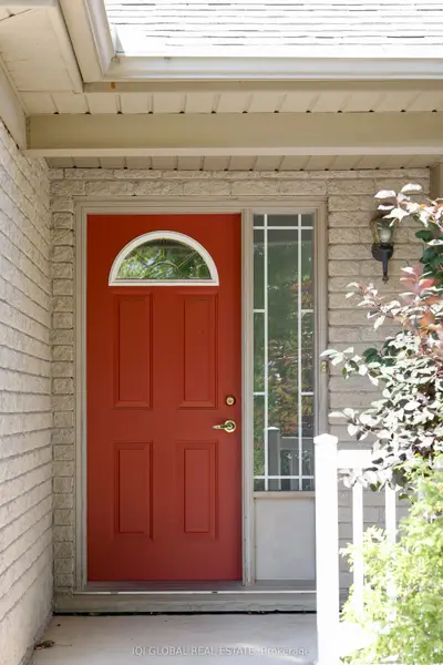 881 Blacksmith Street, London North, On N6h 5r5
