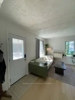 16 Queen Street N 1, Minto, On N0g 1z0