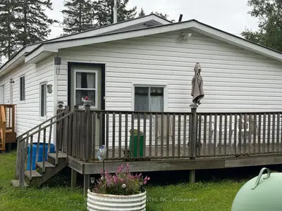 38 2nd Avenue, South Algonquin, On K0j 2m0