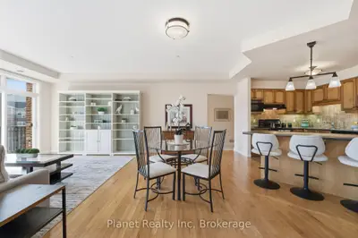 65 Bayberry Drive 301, Guelph, On N1g 5k8
