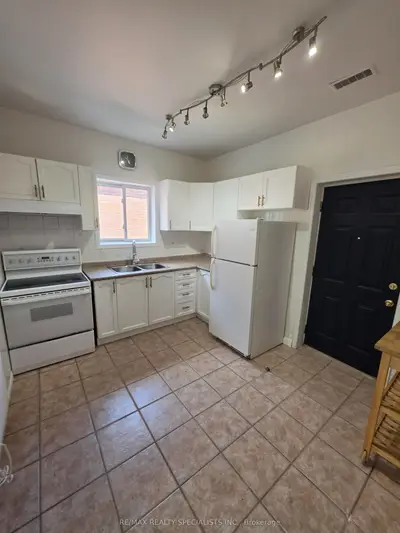 359 Barton Street E Second Floor, Hamilton, On L8l 2x8