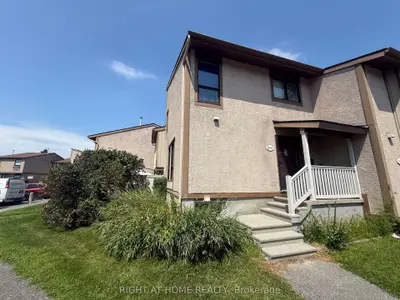 2055 Stonehenge Crescent, Cyrville - Carson Grove - Pineview, On K1b 4n7