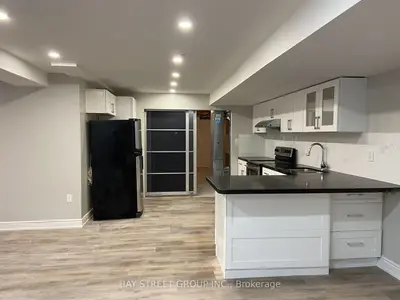 8223 Marcon Street Lower, Niagara Falls, On L2h 3a9