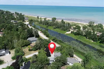 9994 Edward Street, Lambton Shores, On N0m 2l0