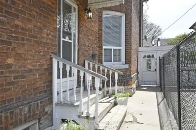 47 Emerald Avenue N Main, Hamilton, On L8l 5k2