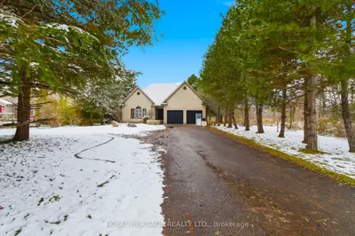 1401 Westdel Bourne Street W, London South, On N6k 4r1