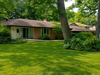 44 Colquhoun Crescent, Hamilton, On L9c 4w8