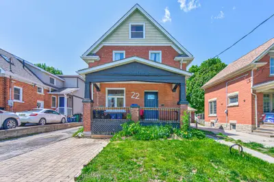 22 Herlan Avenue, Kitchener, On N2g 4k3
