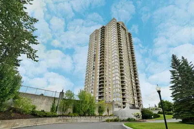 545 St Laurent Boulevard 1006, Manor Park - Cardinal Glen And Area, On K1k 4h9