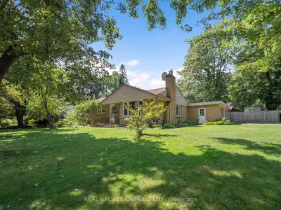 20 ALAN Crescent, Pelham, ON L0S 1E0
