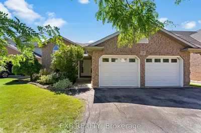 120 REDWOOD Court, Welland, ON L3C 7C4