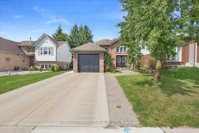 150 Bankside Drive, Kitchener, On N2n 3e4