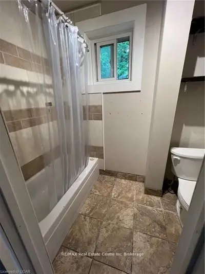 187 Arthur St N Street B, Guelph, On N1e 4v6