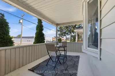 54 Eastchester Avenue, St. Catharines, On L2p 2y4