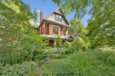80 London Road W, Guelph, On N1h 2b7