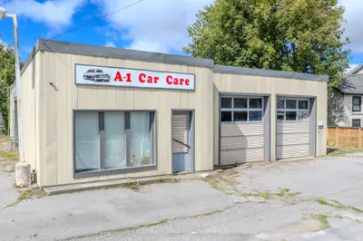 312 Montreal Street, Kingston, On K7k 3h3