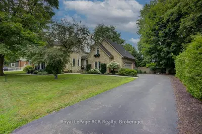 116 Walton Street, Wellington North, On N0g 1a0