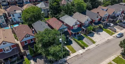20 Somerset Avenue, Hamilton, On L8l 2l5