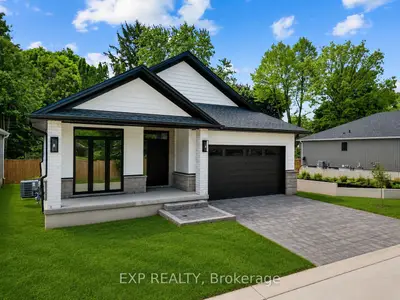 430 Head Street N 22, Strathroy-caradoc, On N7g 2k2