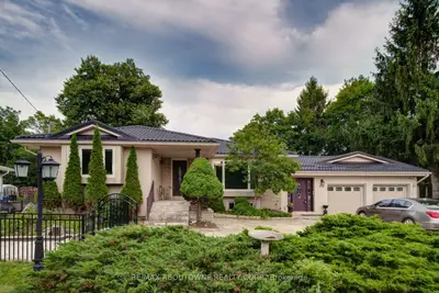 178 Carlisle Road, Hamilton, On L0r 1h2